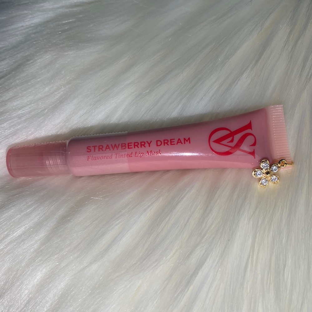 Strawberry Dream Flavored Tinted Lip Mask - Pink with flower charm